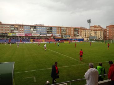 El CD Teruel gana 2-0 al Sariñena al descanso y es virtual campeón de liga