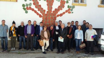 El Gobierno de Aragón trabaja en la retirada del arbolado desplomado en las Sierras de Albarracín y Pelarda a causa de la nieve