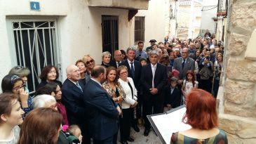 Olba celebra el centenario de Manuel Pertegaz con un homenaje en forma de monumento y de calle en su memoria