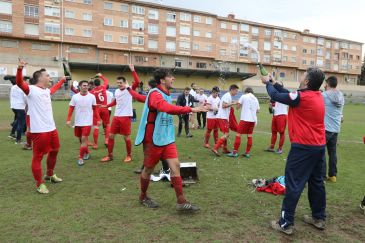 GALERÍA DE FOTOS: Un Calamocha histórico logra el ascenso a la Tercera División