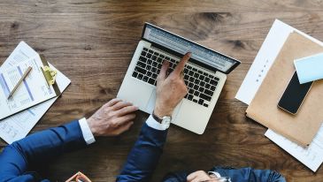 Estafas e intermediarios a la hora de elegir un abogado en internet