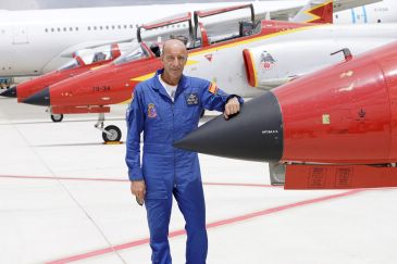 Entrevista con José Manuel García Mora, jefe de la Patrulla Águila: “Es un reto para nosotros venir aquí porque es la primera vez que lo hacemos”