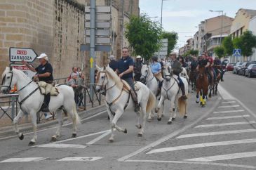 Los Caballeros de San Jorge muestran en Alcañiz su pasión por el caballo