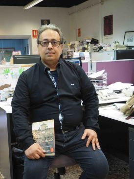 Francisco Javier Aspas, escritor: “He novelado la historia de amor entre un oficial de las SS y una prisionera judía”