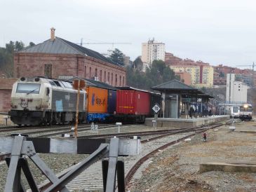 Fomento pedirá a la UE que Valencia se conecte por tren con el Atlántico, pero no habla de Teruel