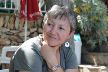 Mari Carmen Fuertes, bibliotecaria de Monreal: “Los clubes de lectura nos hacen más tolerantes y respetuosos”