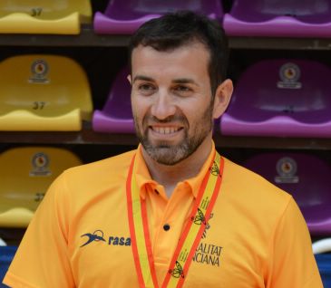Juanjo Susín repite como segundo técnico del CV Teruel