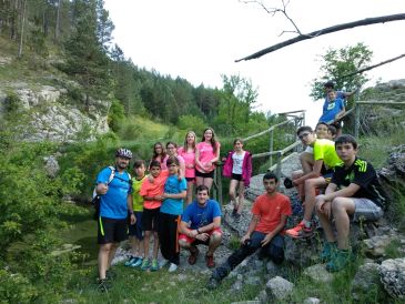 El Campus de Teruel y el CRA Maestrazgo-Gúdar trabajan juntos en el medio natural