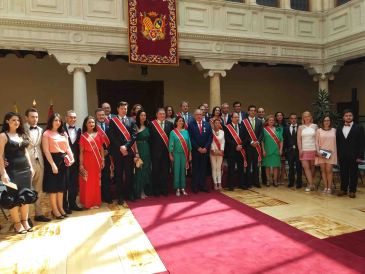 FIESTAS DEL ÁNGEL: El CD Teruel recibe la Medalla de Oro de la ciudad