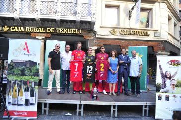 El Club Deportivo Teruel presenta oficialmente la nueva equipación