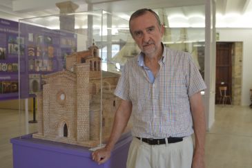 Manolo Siurana: “La lógica de la unidad expositiva dice que los trajes de Elvira Hidalgo deben ir a Valderrobres”