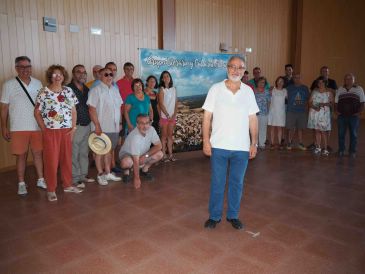 Florián Novella, presidente del Grupo Literario de Alfambra: “Nos asombra la alta participación que tenemos en el certamen literario”