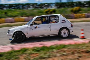 Más de 30 pilotos se citan en Sabiñánigo para el autonómico de Slalom