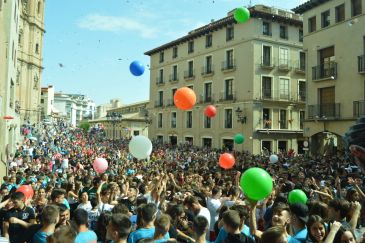 Las fiestas de Alcañiz desatan la euforia en calles y plazas