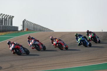 Dovizioso y Ducati asustan desde la primera tanda de entrenamientos libres en Motorland