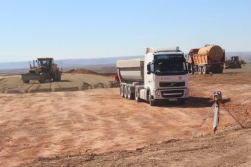 Huevos Guillén inicia en Perales del Alfambra una macrogranja avícola