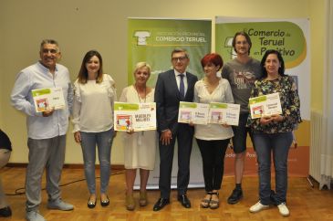 Muebles Melibel de Alcañiz gana el Concurso Provincial de Escaparates