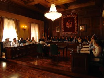Bronca entre el PP y el PSOE a cuenta de la recogida de basura selectiva en la ciudad de Teruel