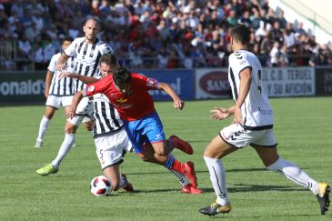 El CD Teruel visita al Alcoyano, que todavía no conoce la derrota en su campo