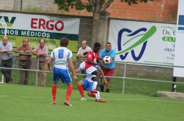 Dos goles en tres minutos acaban con las ilusiones del Calamocha en Illueca (2-0)