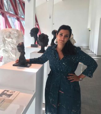 María Luisa Grau, conservadora del IAACC Pablo Serrano de Zaragoza: “Pablo Serrano no buscaba la dimensión física en sus retratos, sino la metafísica”