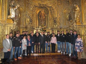 El CV Teruel ofrece la Supercopa de Voleibol a la ciudad y a Santa Emerenciana