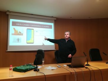Los retos de la transformación digital, en una conferencia en el Vicerrectorado del Campus de Teruel