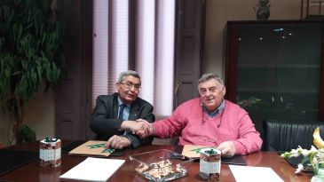 La Asociación de Recolectores Productores de Trufa de Teruel y Caja Rural firman un convenio de colaboración