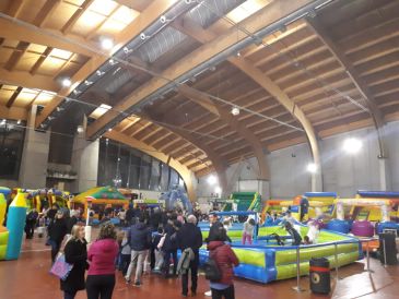 Comienza la Feria de Navidad en Teruel con diversión para todos los niños