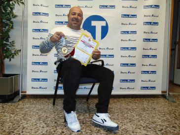 Juan Ramón Benítez, campeón de Europa de Taekwondo de Peso Pesado Máster: “Hay que estar muy bien físicamente para aguantar tres asaltos de dos minutos”