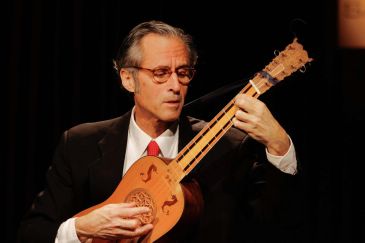 Hopkinson Smith vuelve al Festival de Guitarra Gaspar Sanz de Calanda
