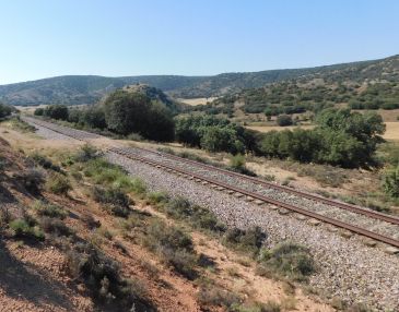 Sale a licitación el desmantelamiento de la vía férrea entre Santa Eulalia y Montiel