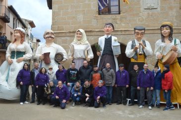 Torrecilla homenajea a la mujer rural con el bautismo de la giganta Bruna