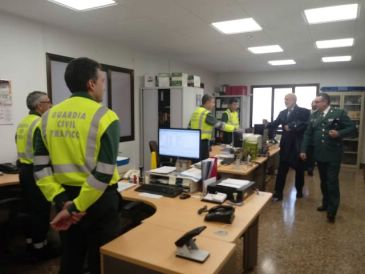 El director general se reúne con los responsables de la Guardia Civil en Teruel, que en 2018 esclareció el 45% de los delitos
