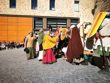 Las mujeres se defienden a sartenazos en una de las representaciones teatrales