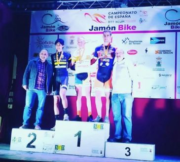 Iván Romero y Mario Ramos se coronan en Calamocha en el regional de Ultramaratón de BTT