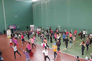 Zumba solidario en apoyo a la Asociación del Párkinson