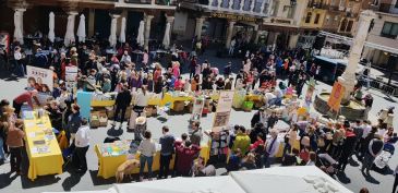 El VII Día del Libro de Teruel reúne este sábado en la plaza del Torico a seis librerías y cuatro autores