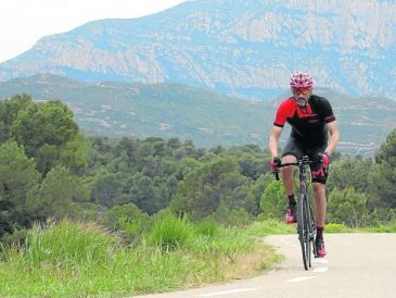 Un bombero hará 2.500 kilómetros en bici en homenaje a su abuelo de Jorcas, asesinado por los nazis