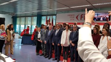 Aliaga recoge el premio al mejor producto turístico de Fitur 2019 por su programa sobre las estrellas