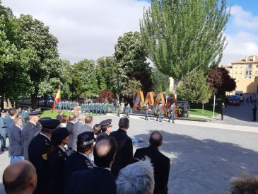 La Guardia Civil celebra sus 175 años de historia con un acto a las puertas del antiguo cuartel de Carmelitas