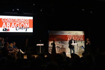 El espíritu de Chesús Bernal preside el mitin central de CHA, que apela a su origen