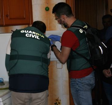 La Guardia Civil detiene a una persona e investiga a otra como presuntas autoras de un delito de tráfico de drogas en el Jiloca