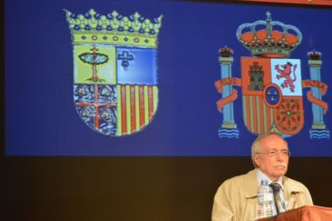 Guillermo Fatás, catedrático emérito de la Universidad de Zaragoza: “El currículum aragonés, como casi todos, ha dejado muy de lado la Historia”