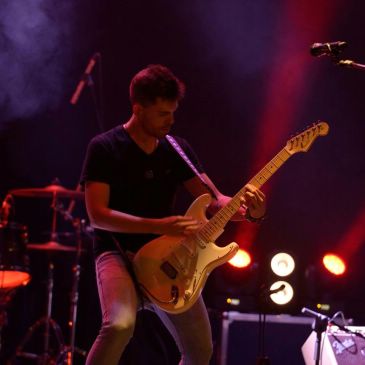 Mario Lafuente, cantante turolense: “El directo siempre es más cañero y eléctrico que lo que se escucha en el disco”