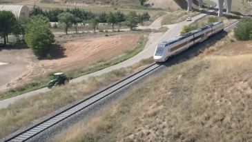 Adif adjudica la reparación de cinco terraplenes para suprimir las limitaciones de 30 por hora en cinco zonas de la línea Zaragoza-Teruel-Sagunto