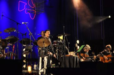 Manolo García encandila al público turolense con su concierto en acústico