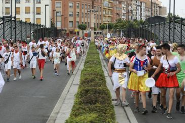 Una multitudinaria Vaquilla disfruta de un gran domingo y afronta el lunes con ánimo de un gran final de fiesta