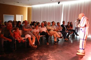 Galáctica rinde homenaje a la gesta de la llegada a la Luna cincuenta años después