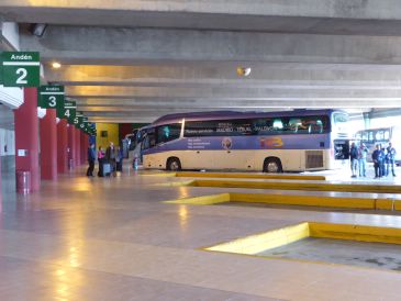 La línea de bus de Madrid recortará oferta si las instituciones no se implican